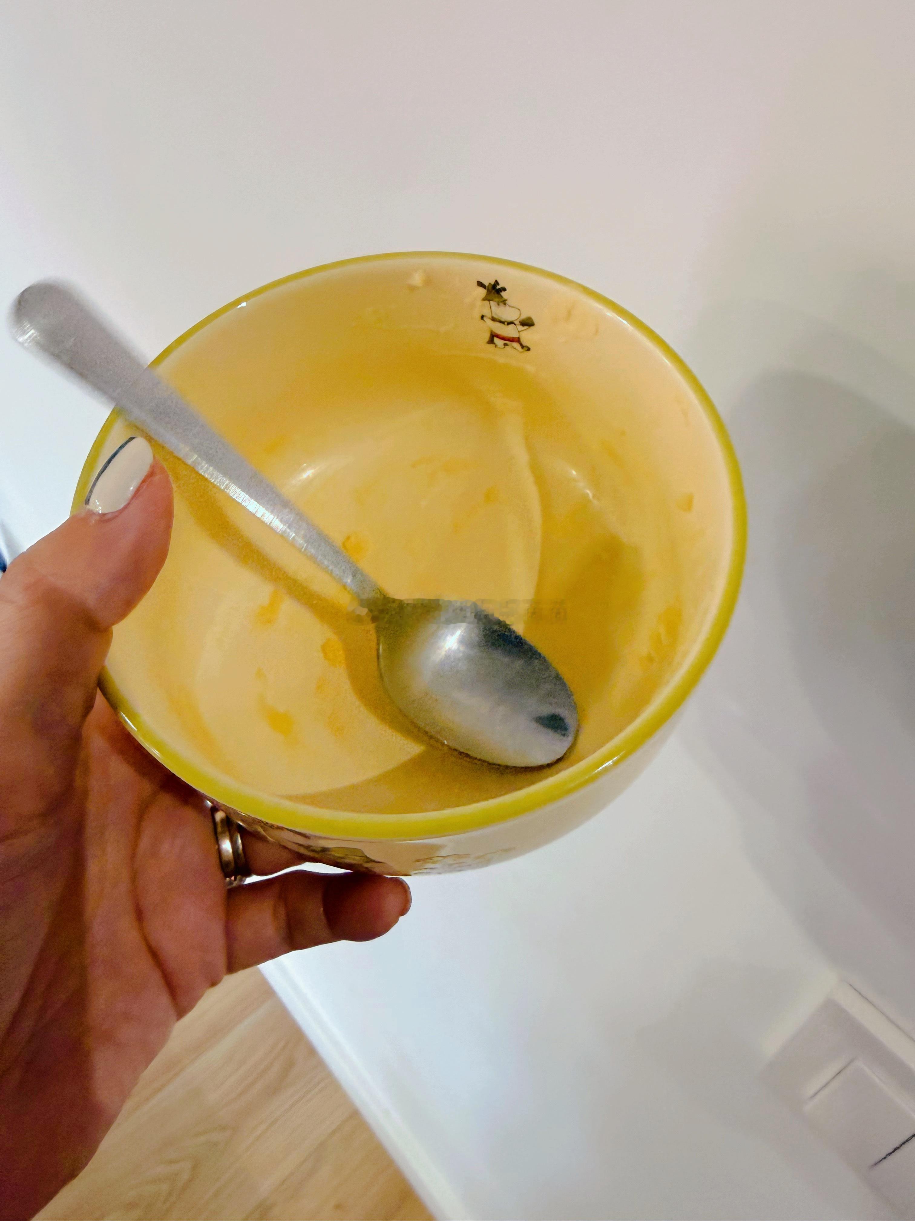 OK 她们的课上完了我给老大做了土豆泥这样她牙能好咀嚼一些～～～暴风吸光 