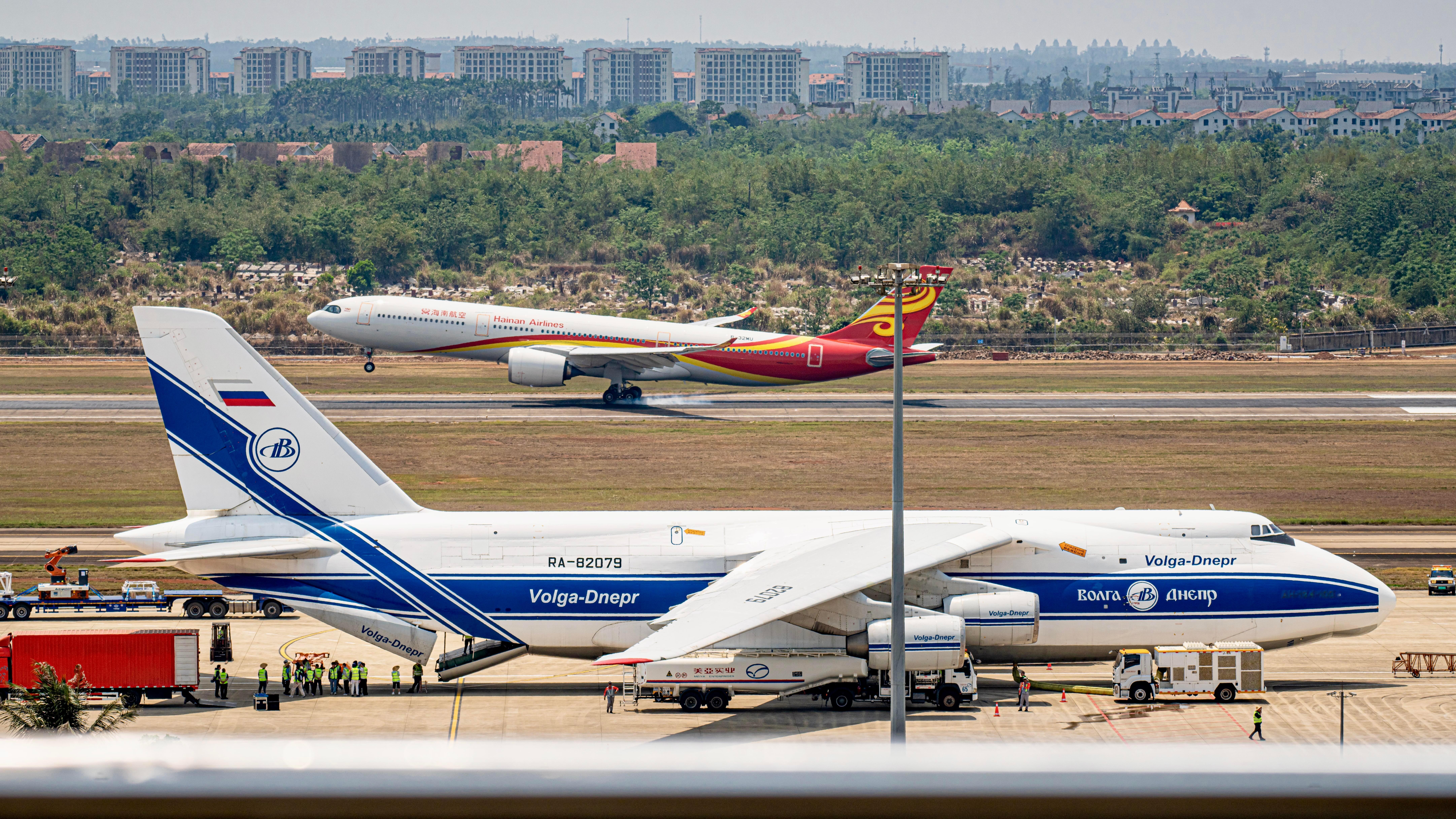 安124从北京飞抵海口，应该是运送嫦娥七号图源：小鱼📸 