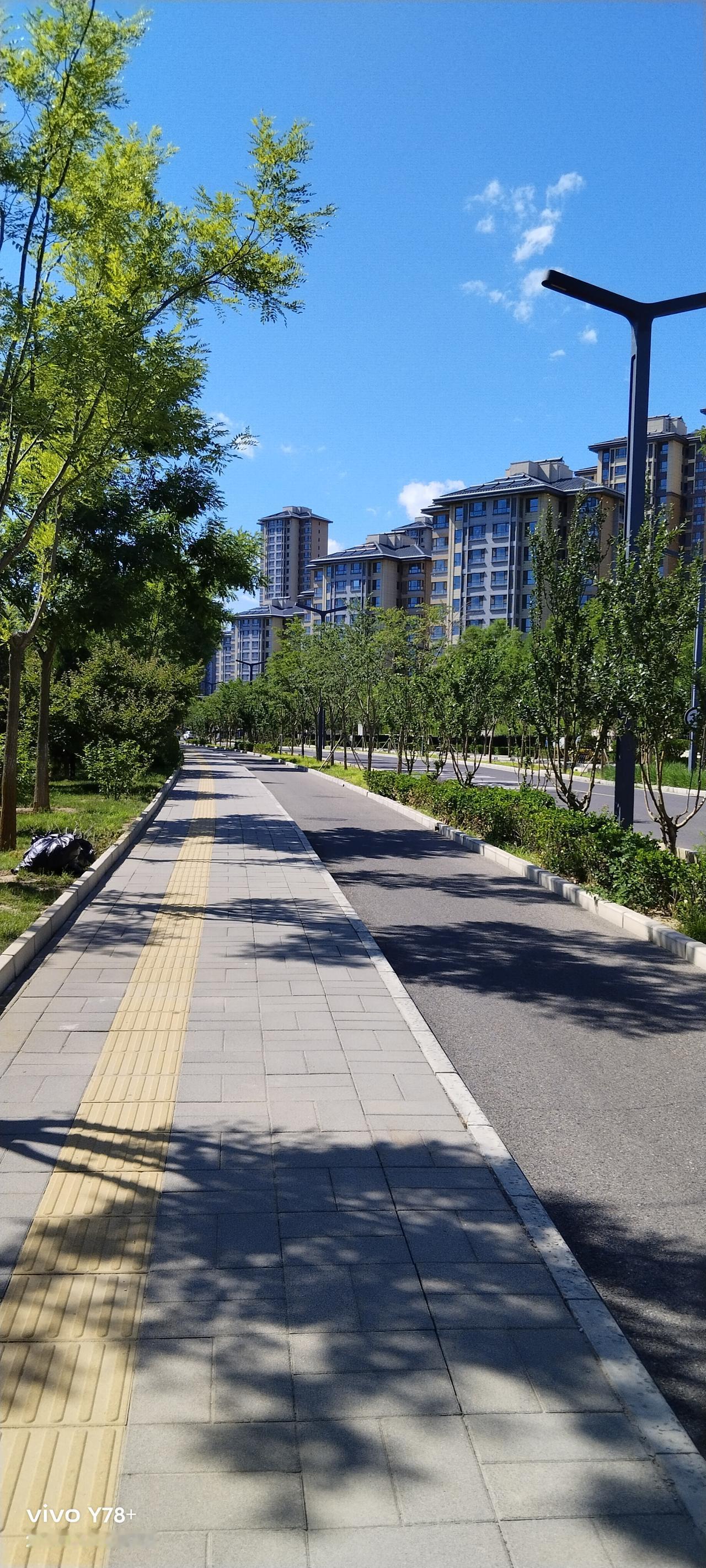 直播带货难道全是好处，没有坏处吗？特别是明星带货，说不定一个不小心，说漏了嘴，就