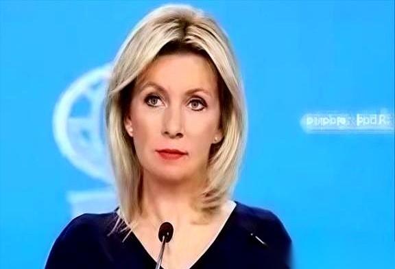 俄罗斯外交部，突然甩出一份文件。
内容很短：愿意跟北约、欧盟签“互不侵犯条约”，