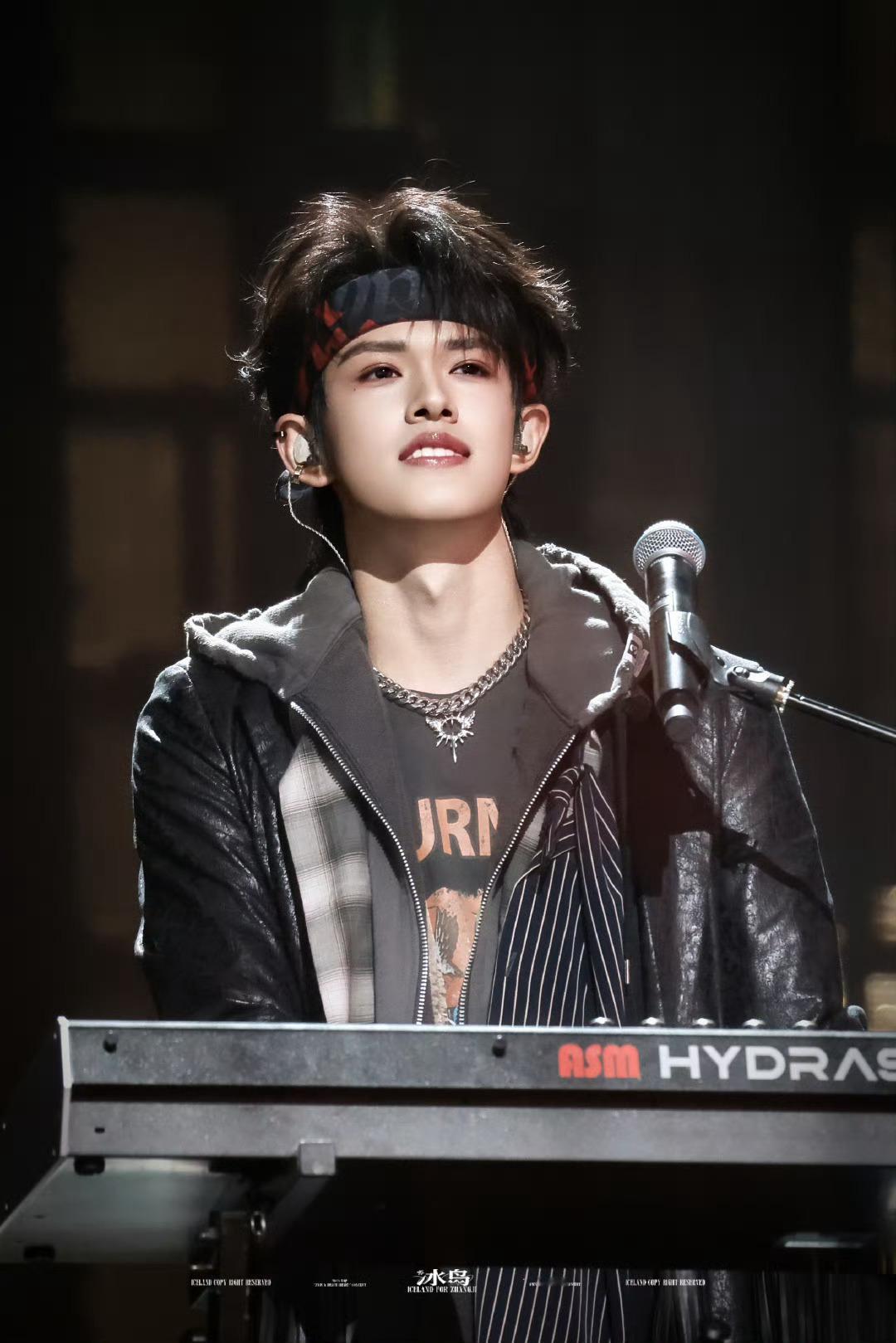 张极说我想赢 张极的“我想赢”太有感染力了！他的自信和昂扬，让我们看到了少年的光