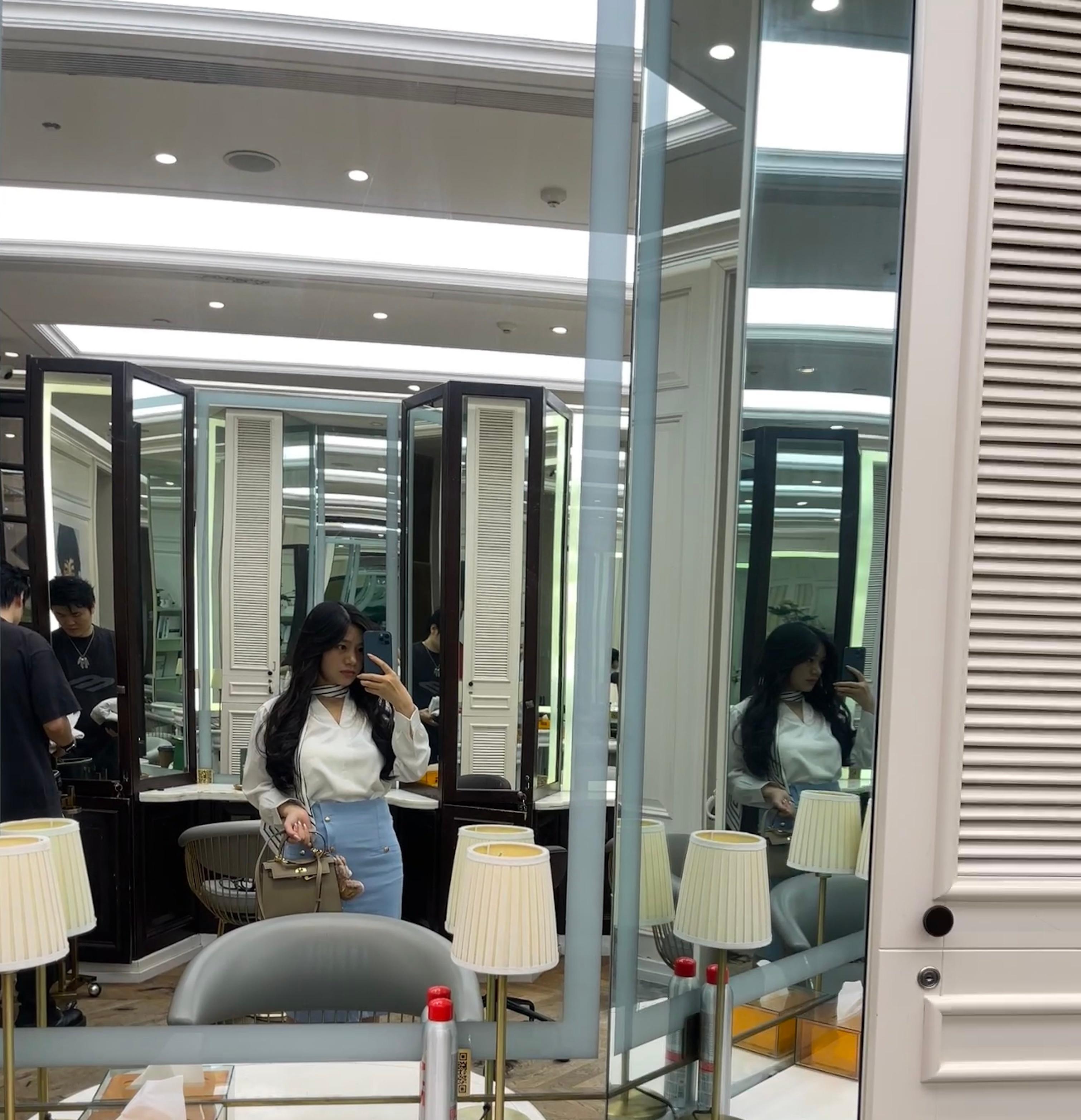 人生主题“贪财好色” 