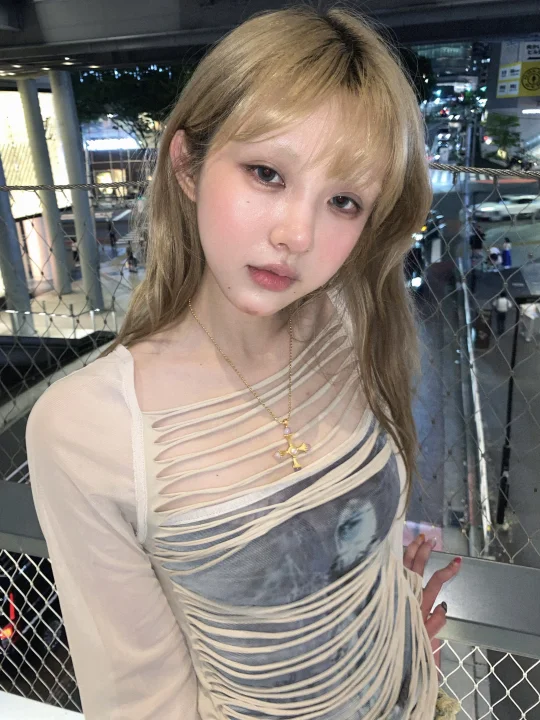 像刚染完头拍的照片