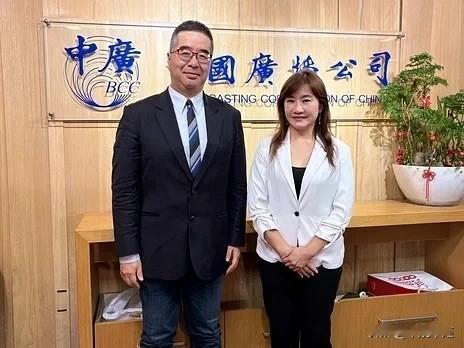 萧旭岑今（11日）接受“千秋万事”王浅秋广播专访指出，民进党不管是食安或其他议题