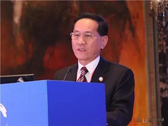 重爆消息，金融“虎”李吉平被查！

刚刚，权威媒体发布消息，国家开发银行原副行长