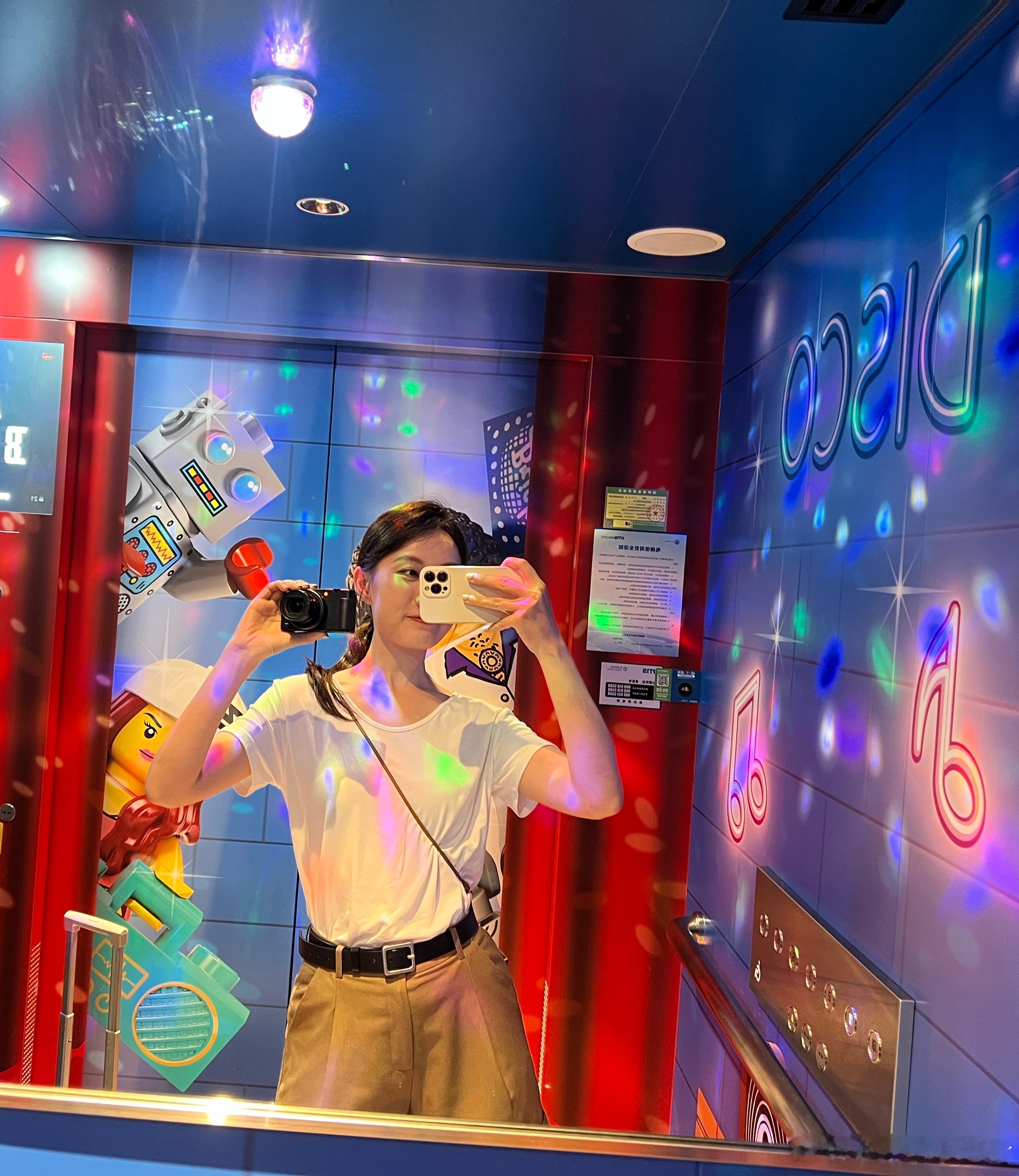 到乐高乐园啦今晚住乐高酒店 明天逛乐高乐园这次是提前内测，大家有什么好奇随时问我