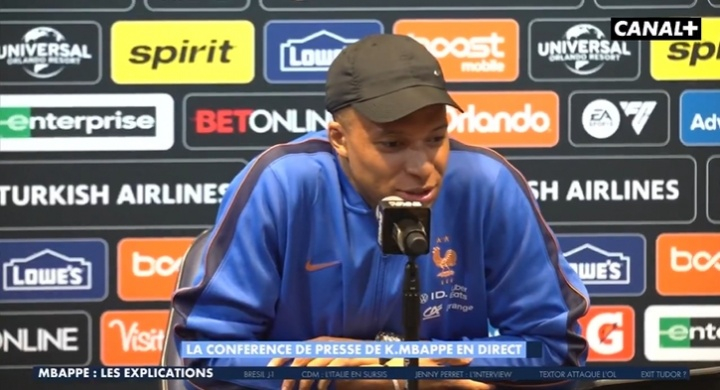 姆巴佩澄清膝盖伤势传闻 在法国友谊赛对阵巴西前夕，姆巴佩出席了赛前新闻发布会，并