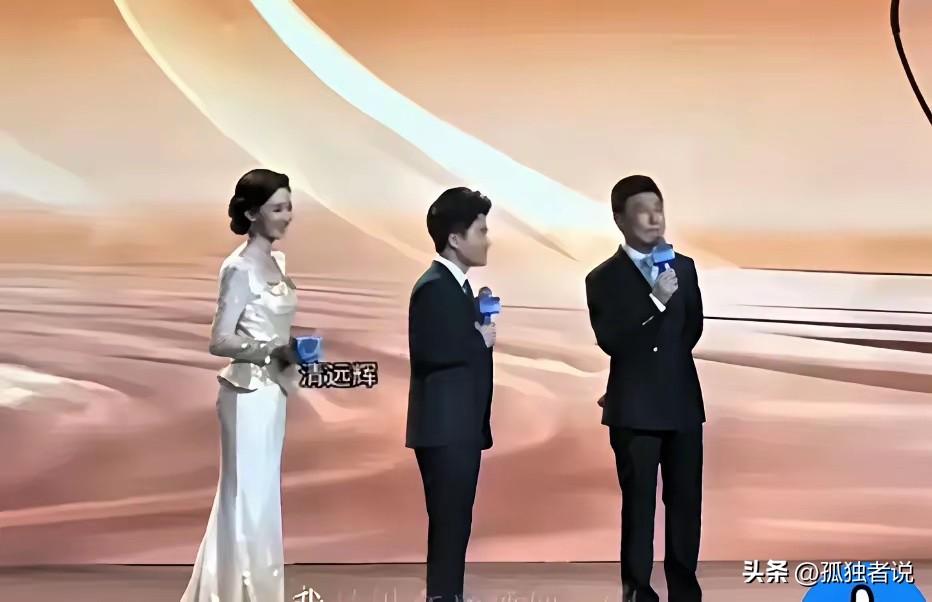 董宇辉一开口，全场直接安静！

为什么？

是因为一堆人没脑子？

还是因为珠海