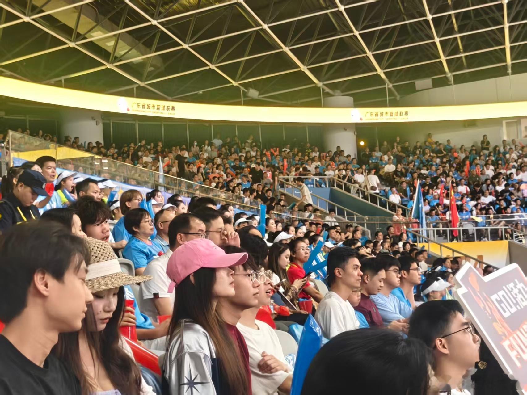 深圳好网民为深莞对决助威今晚龙华主场，粤BA总决赛G1深莞德比正式开战！作为深圳