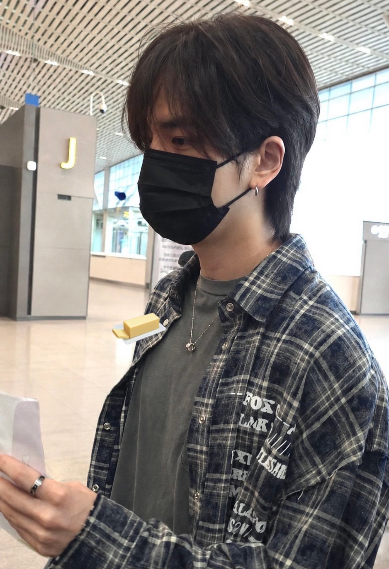 哥哥的耳环🥺 