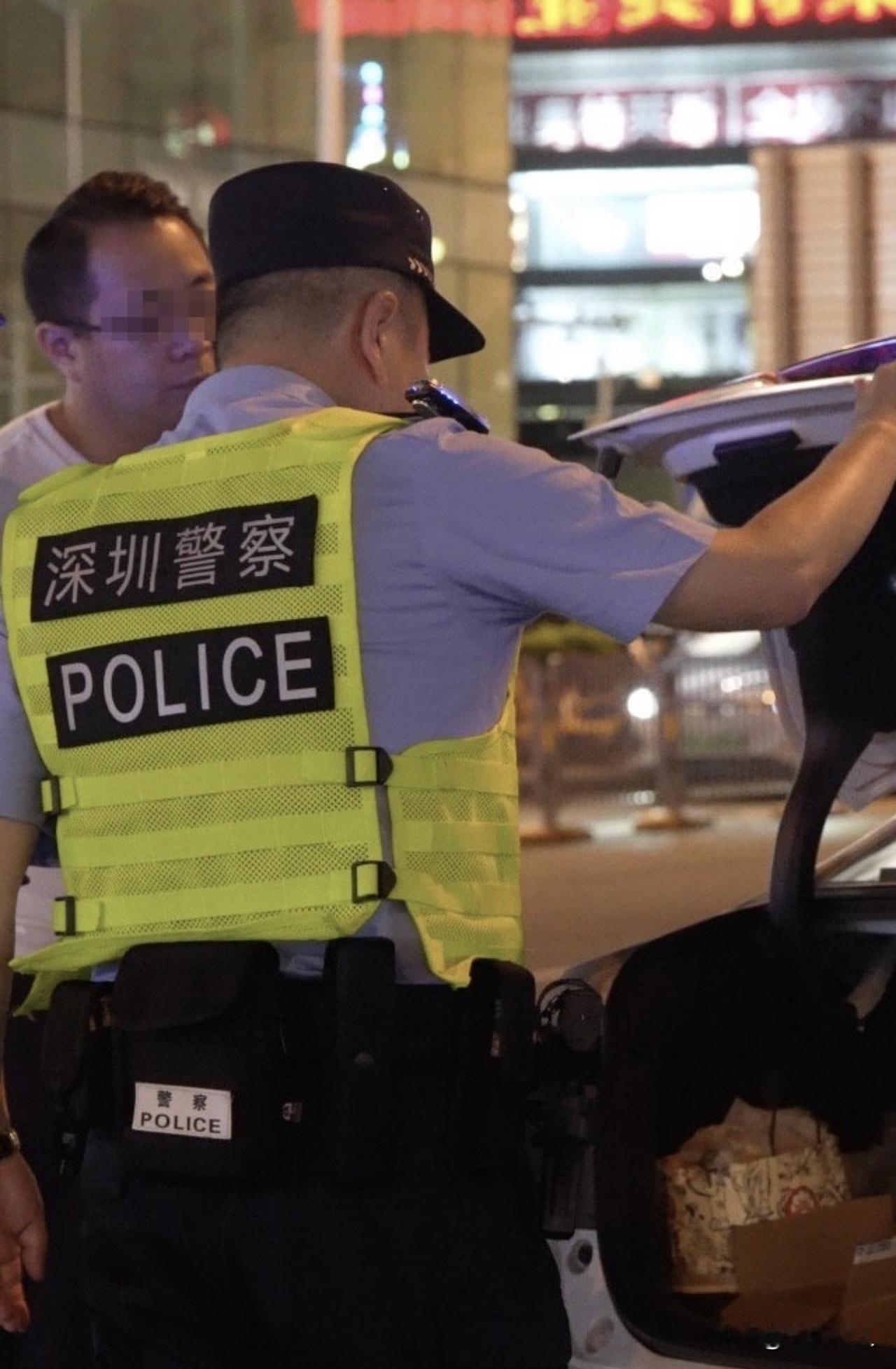 为深圳警方点赞！“白嫖”的两女子已被“收监”。

有网友发视频表示：9月2日晚，