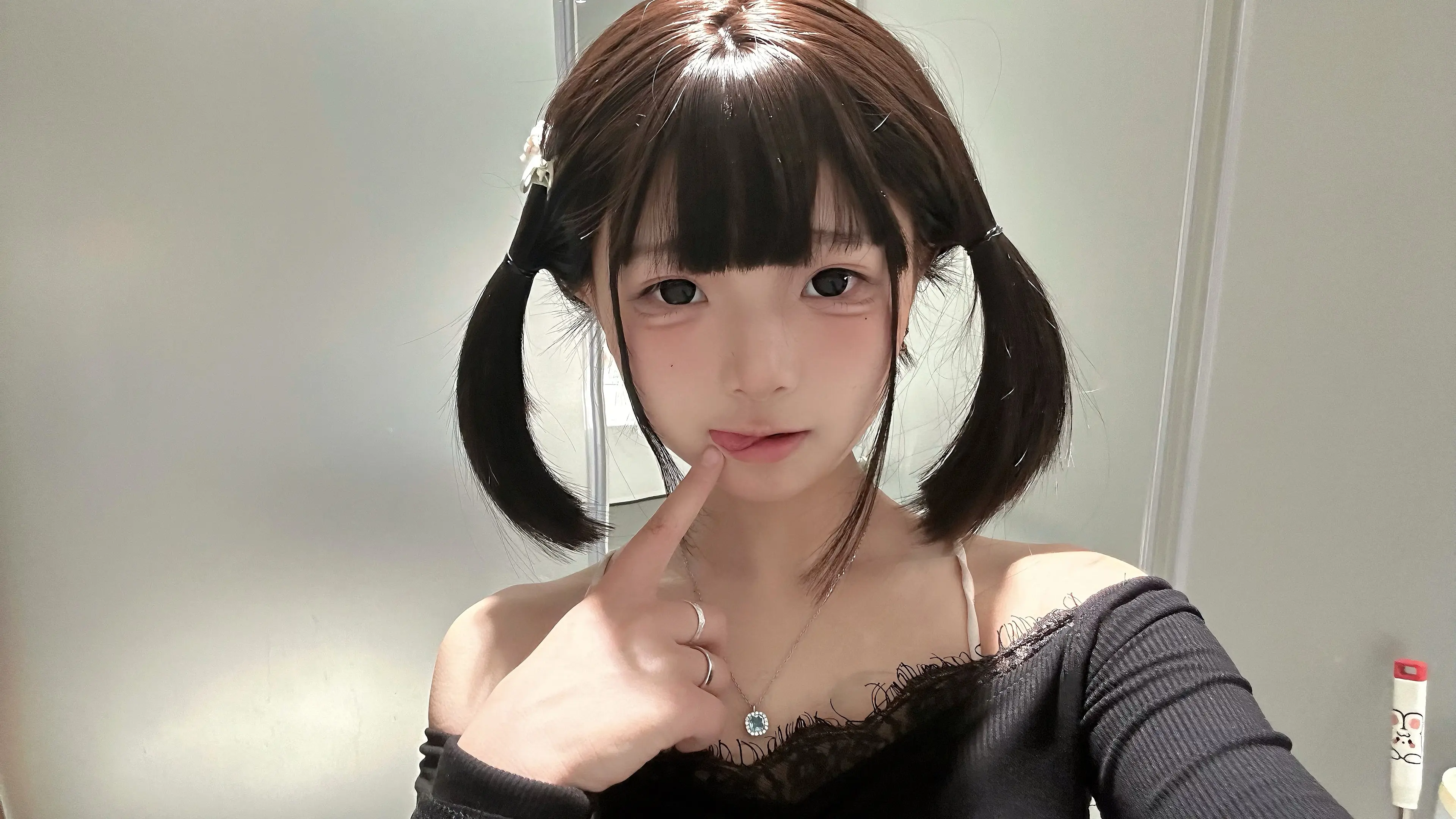 emmm感觉不是很适合黑色