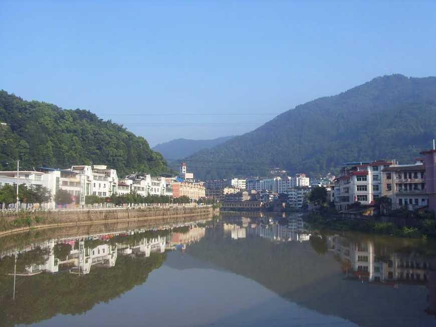 听说松溪县要和政和县合并成立新县级单位了，这事儿还挺让人期待的。合并之后，资源整