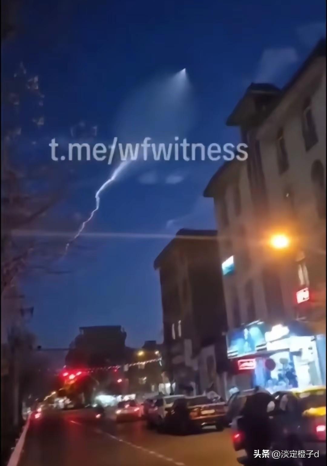 伊朗硬刚以色列！高超声速导弹直戳要害，专往痛处打
 
伊朗从大不里士附近，向以色