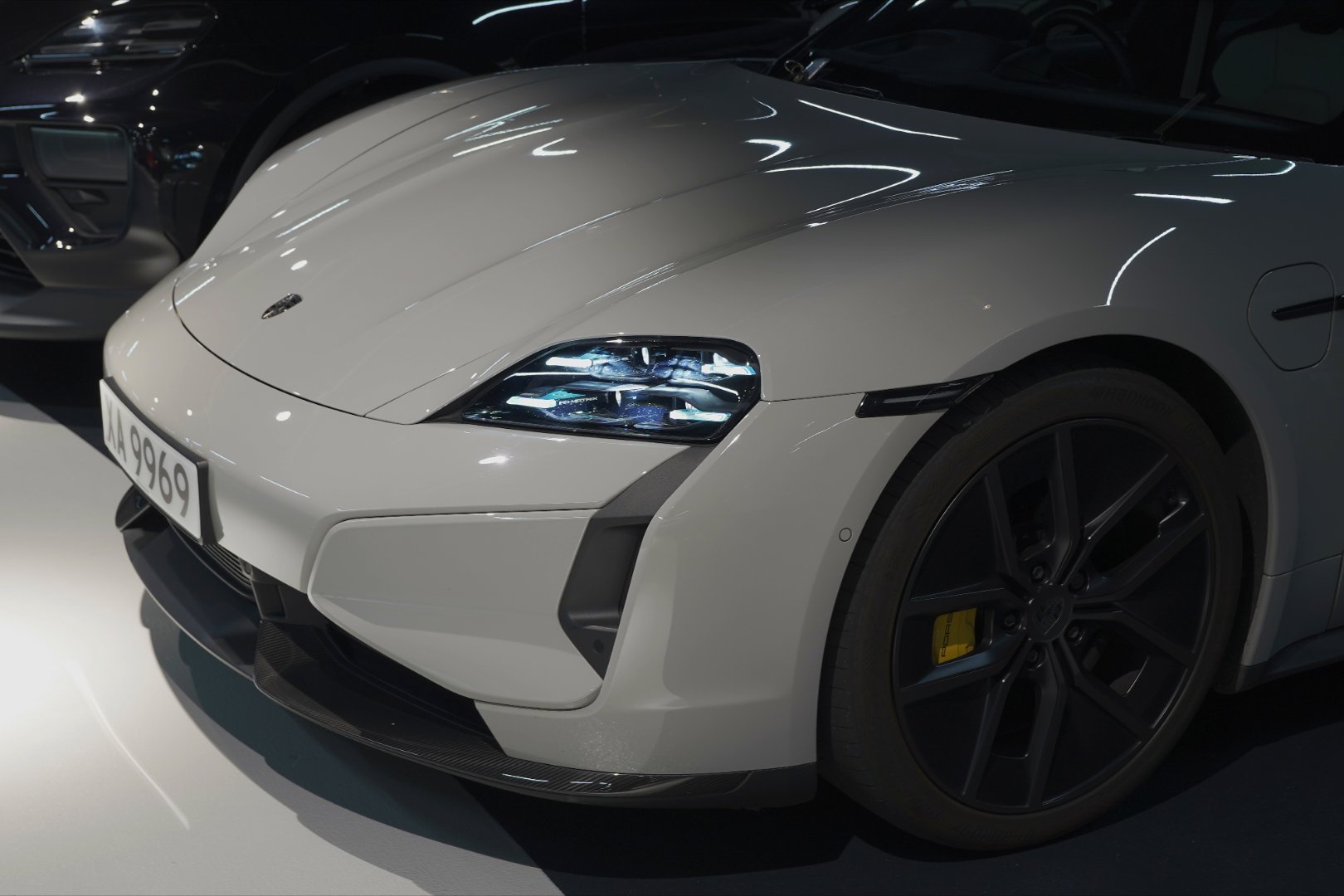 李现在香港1天暴走18公里在香港暴走应该是每个去香港的朋友脚底板的痛，因为香港出