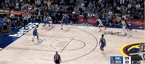 还是强！浓眉强势补扣锁定胜局！
在今天NBA常规赛独行侠对阵掘金的第四节比赛最后