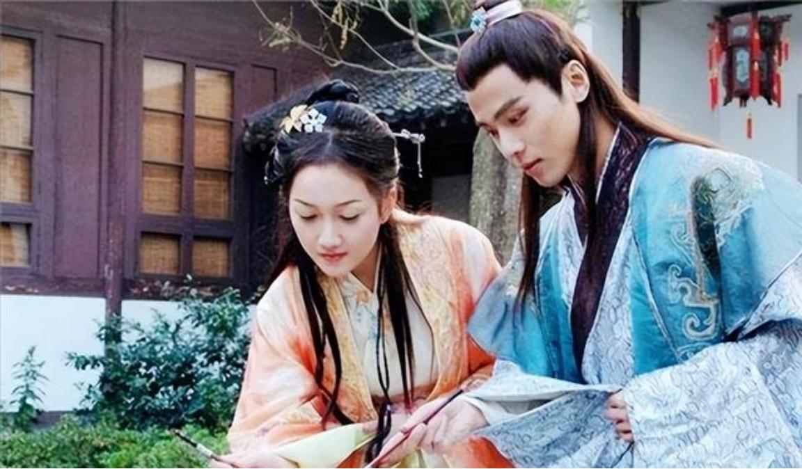 东晋，孝武帝为了满足姐姐新安公主，就逼美男子王献之休妻。可王献之为了拒婚，用艾草