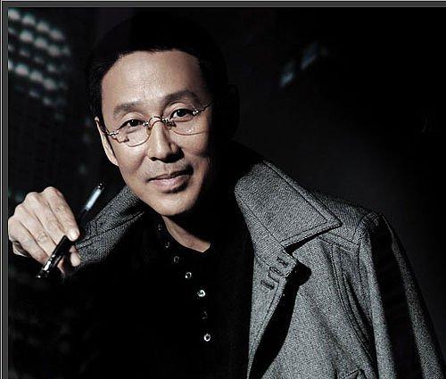 内娱实力派男演员都有谁？
[熊猫]陈道明：以其深厚的演技和对角色的精准把握著称，