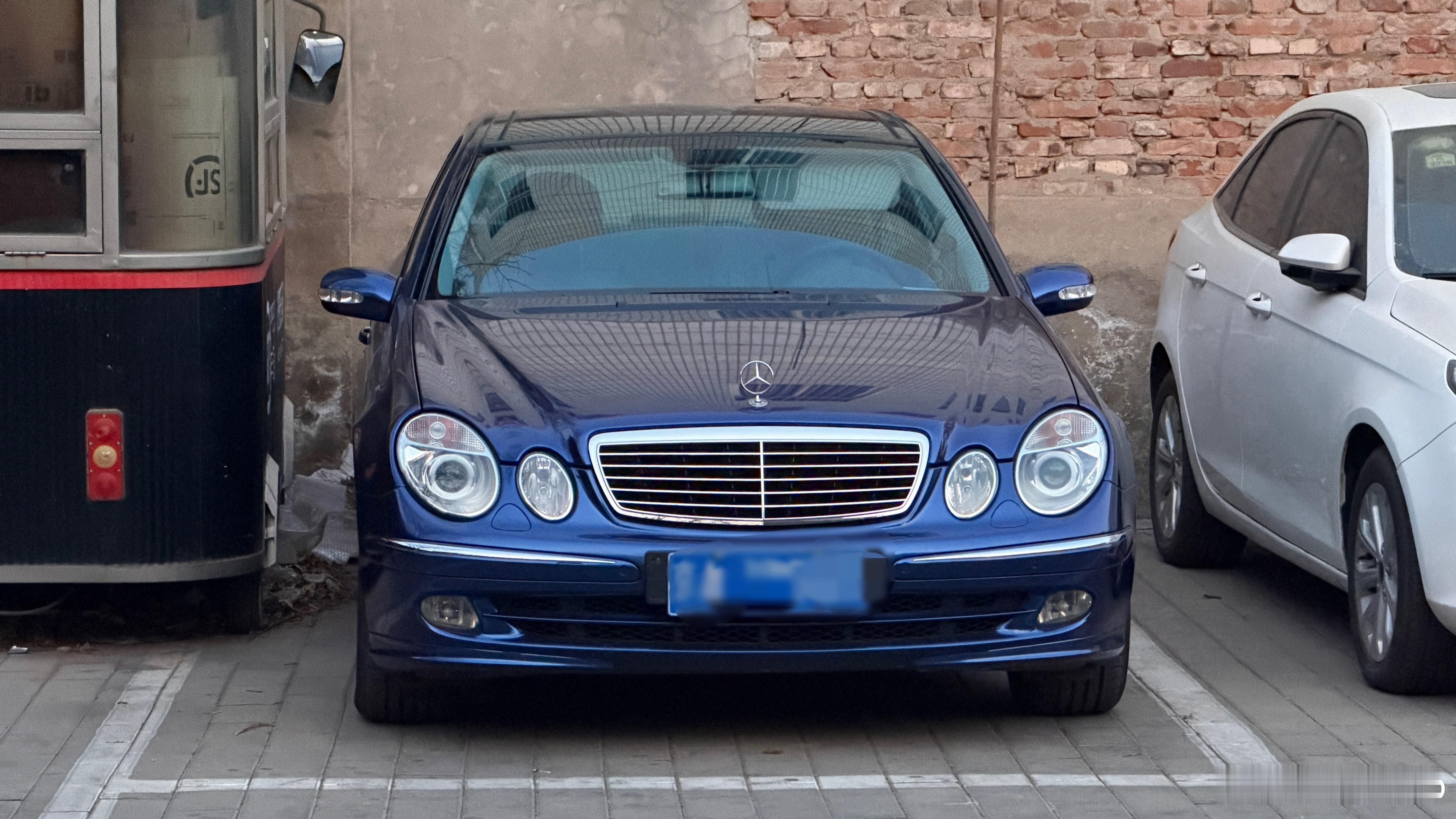 太精神了！ W211是我心中不可替代的存在，优雅 