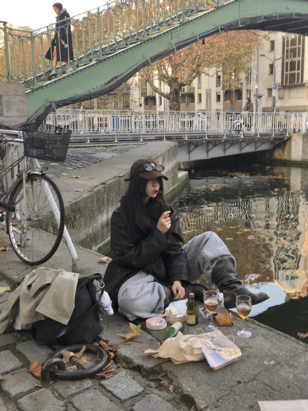 在街头拍到了很ins的照片🥖🍷🧀Softcore