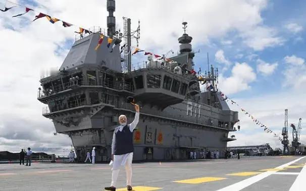 印度总是想与中国争高低，莫迪说印度也要做造船大国。但是，理想很丰满，现实很骨感，