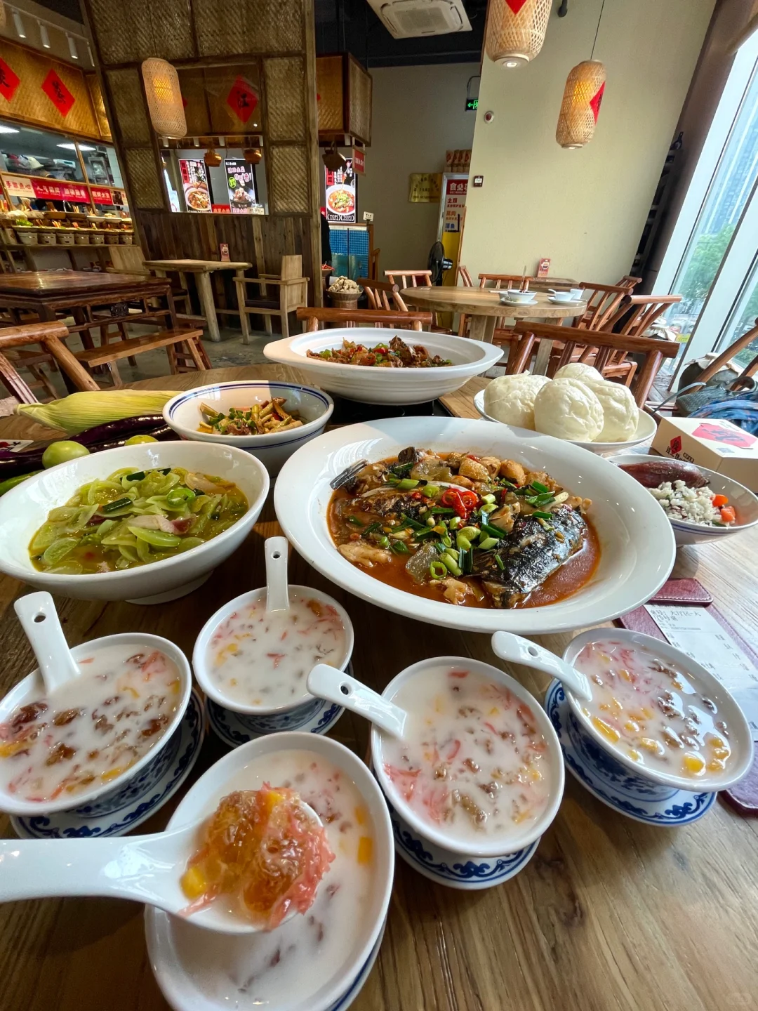 杭州这碗柴火焖饭😭太香了！！！