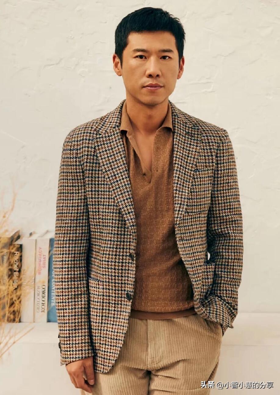 他是星二代，长相比较平凡，不过看过他的电视剧的人都会觉得他的演技好，演绎的真实，