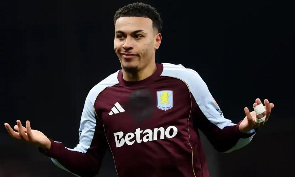 【天体：利物浦，曼联，切尔西，阿森纳，巴黎均有意罗杰斯】根据天空体育的报道，该媒