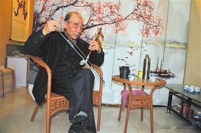 半生身居高处，余生隐于平凡！
朱老的通透人生，看懂的人都悟了🙏
 
见过大风大