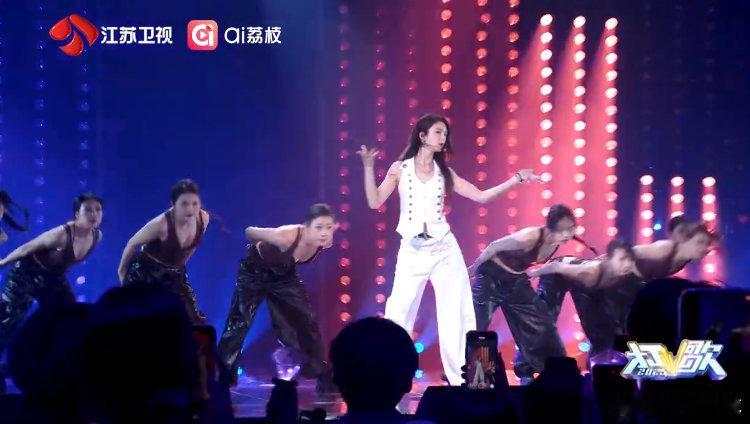 傅菁舞台对我眼睛很好 打歌2025直播 傅菁《Dancing In The Ch