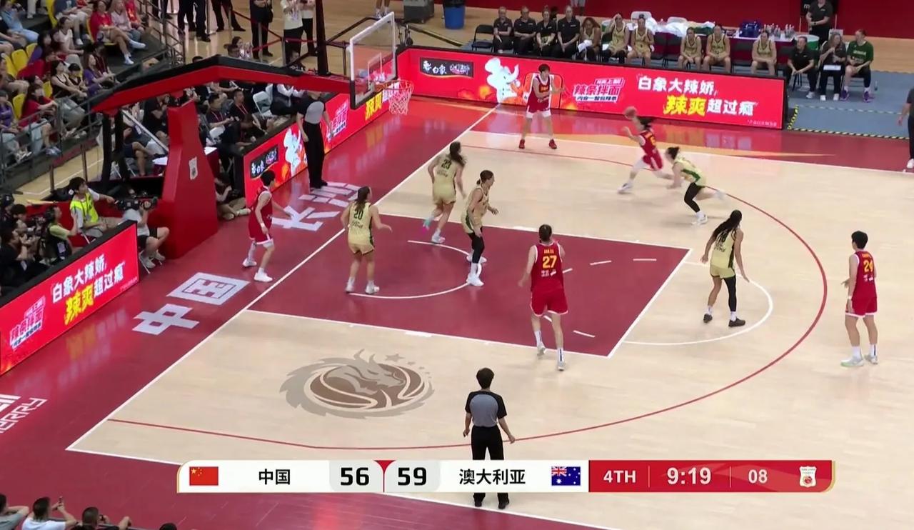 中国女篮和澳大利亚女男进行了第二场热身赛，最终中国女篮以73:69战胜了澳大利亚