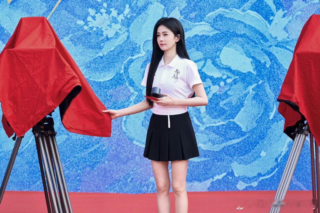 白鹿西游记女儿国向全世界安利白鹿白鹿新剧佛山开机 🩵🩵韵揽尘烟，荼蘼初启。虚