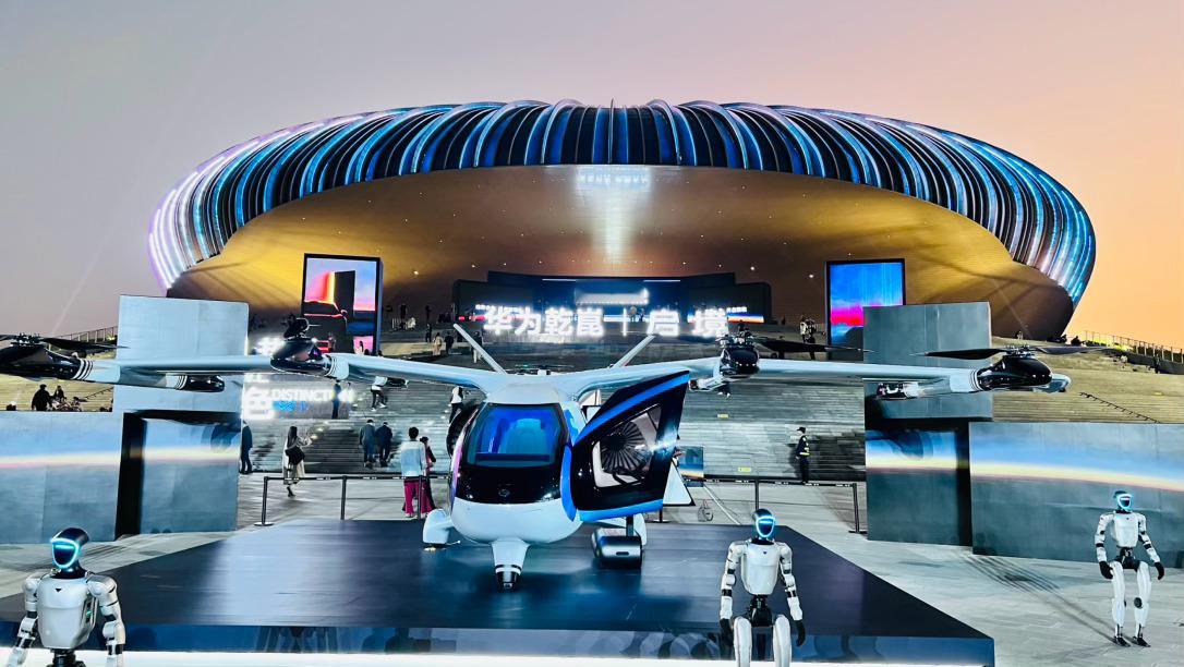 启境CEO刘嘉铭说，启境是再造广汽的第一战，是命令，更是使命。启境汽车启境汽车 