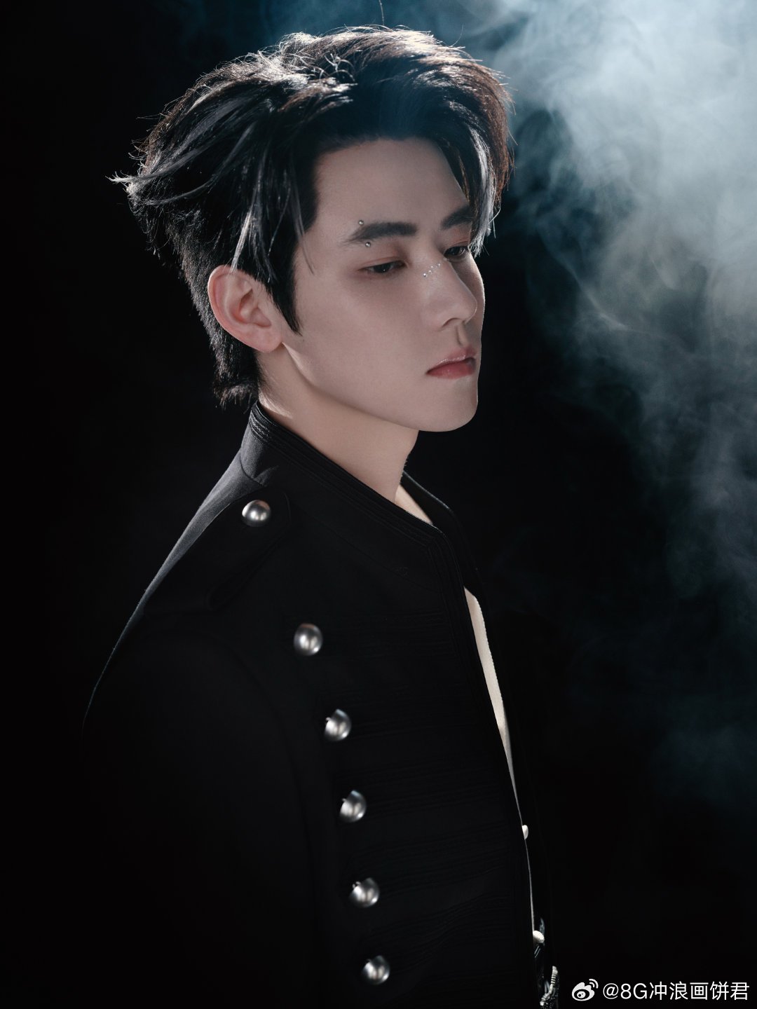 任豪衣服 .颜值天花板，身材衣架子。任豪把每件衣服都穿出了自己的味道，不用刻意凹