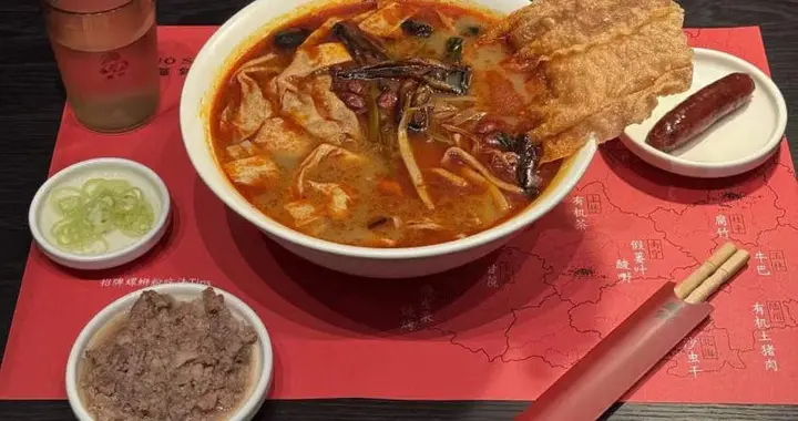 一碗螺蛳粉卖55！阿嬤手作在上海开出首家餐厅