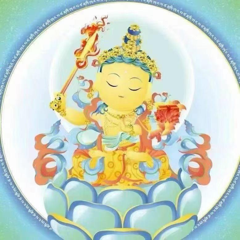 千里奔赴五台山，俯身重重一叩🙏
人间万般疾苦，都在此刻轻轻安放。
不求荣华，不