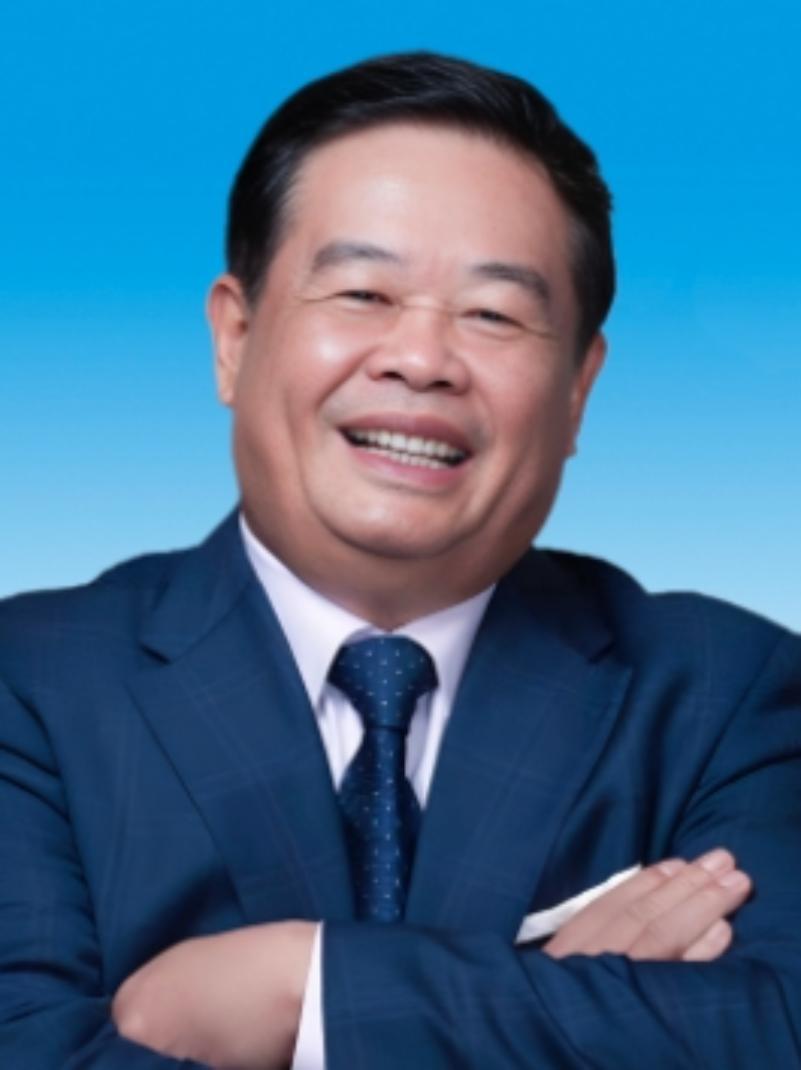 2025年，记者问曹德旺:“你为什么要投资办福耀科技大学？”曹德旺一句话就让记者