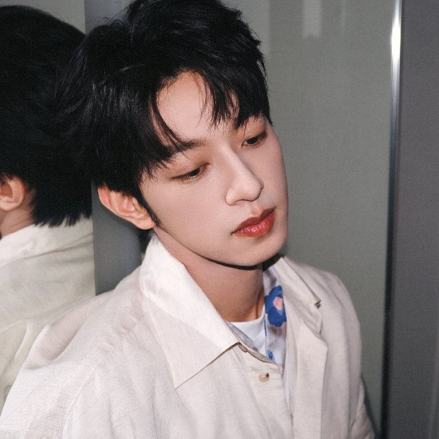 𝐖𝐞𝐂𝐡𝐚𝐭 | 𝒔𝒆𝒆𝒌𝒚李沛恩氛围感头像｜男头｜ 