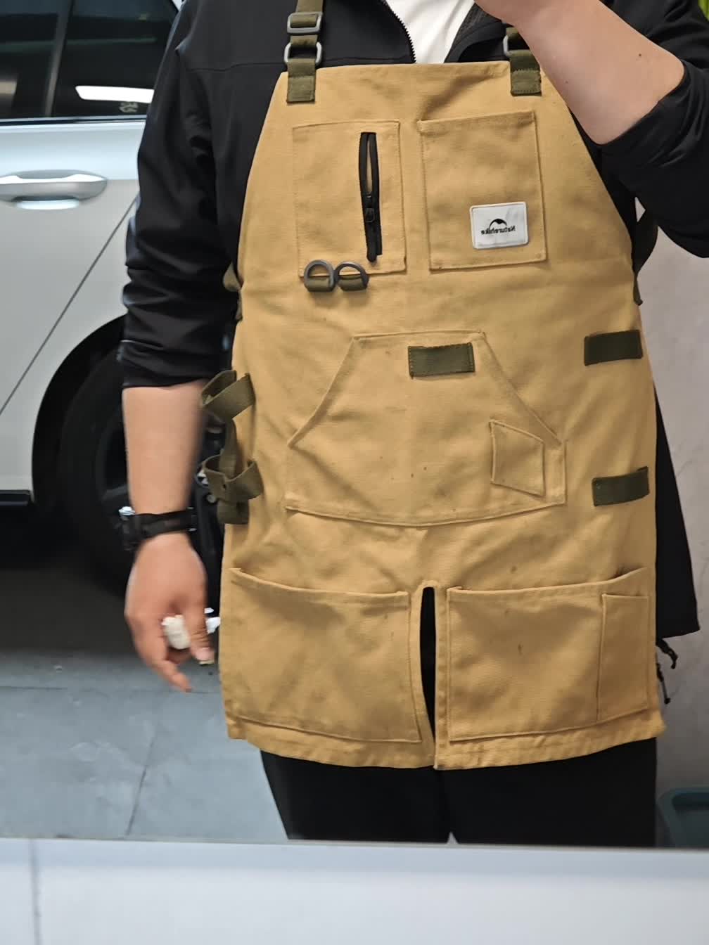 搞了这么久改装店，还是不太会做生意，别人都是卖利润大的，我只会卖好用的...