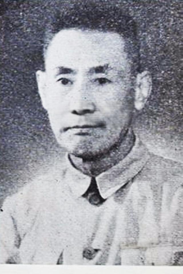 郭汝瑰起义后才知道，自己能活到解放全靠王葆真拼命护着，当场泪崩
 
郭汝瑰身为国