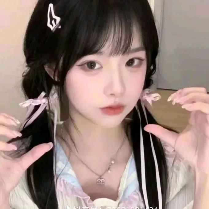 可爱少女心满满，粉色发饰搭配甜美妆容，萌翻你！💖温柔甜美发饰 少女感发饰 少女