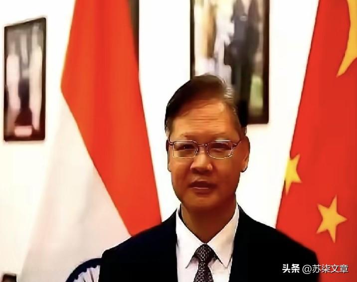笑死，头一回见自家兄弟把大使的场子给掀了。
人家使馆发个文，一片祥和，说中印关系