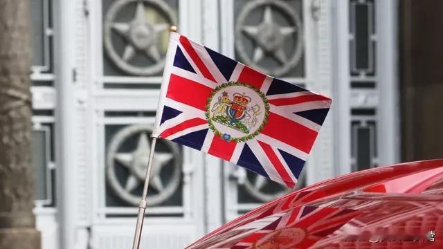 英国国防部声明，伦敦将拨款1亿英镑（约合1.35亿美元）用于支持乌克兰防空系统，