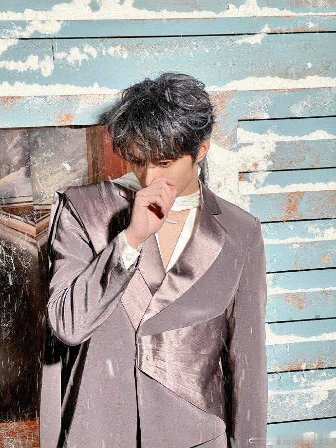 刘耀文这一程贵阳，刘耀文六周年演唱会晒照，是满分帅气的耀文上线啦，期待住待会的见