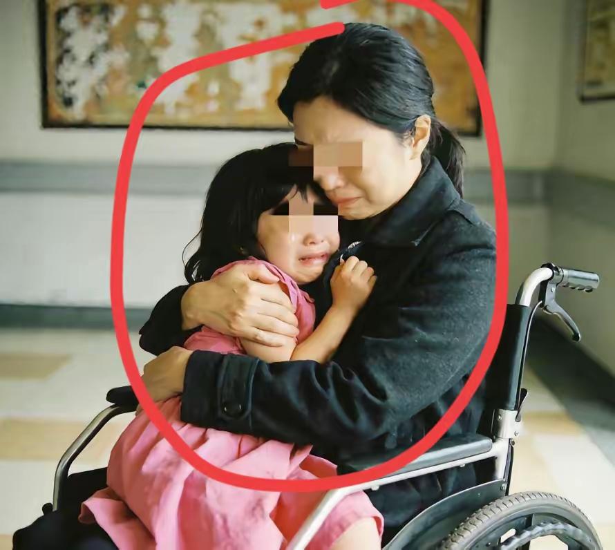 湖北黄石，一女子下身瘫痪，招了个男子住女方家里，俩人结婚，很快发生了夫妻关系，女