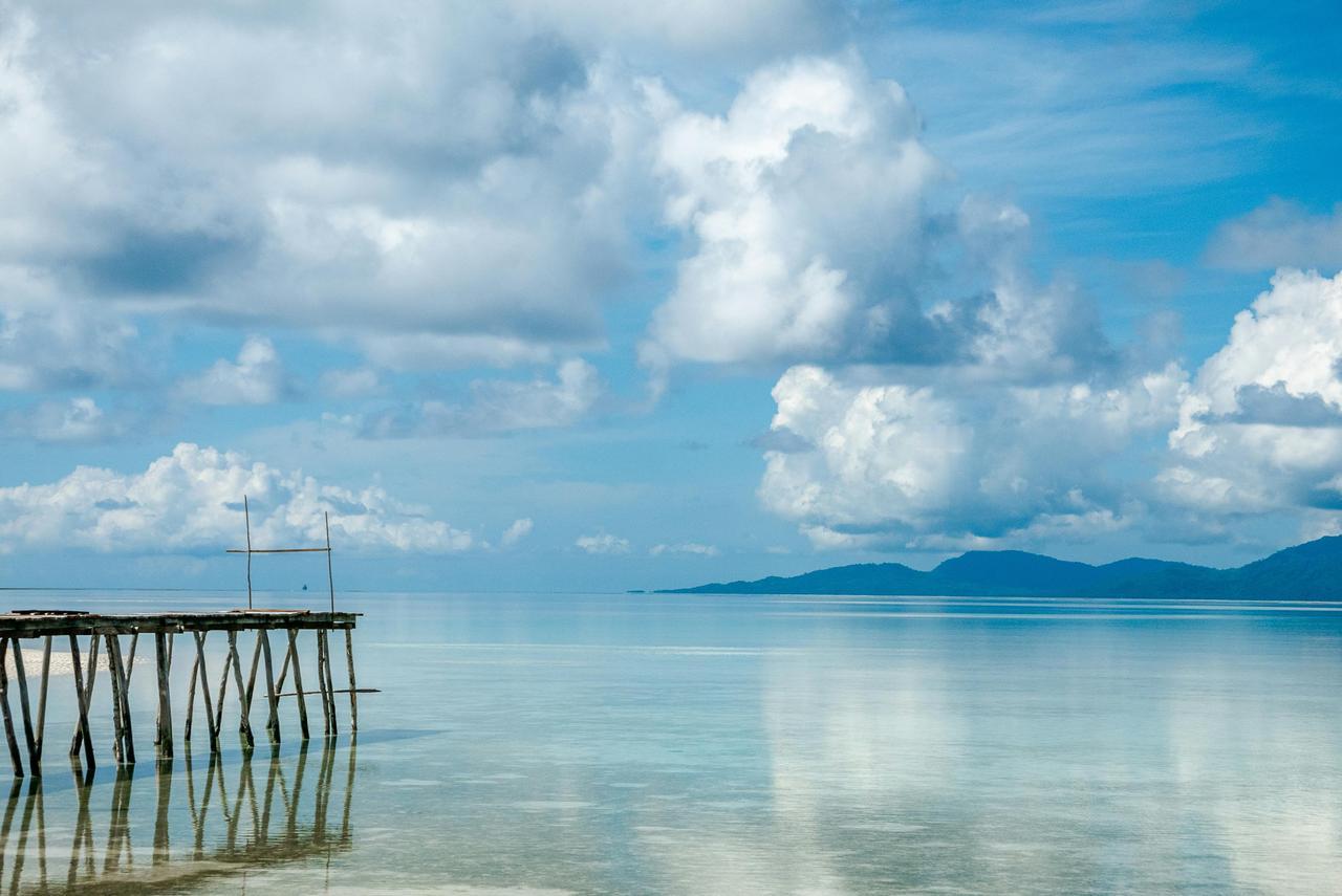 华人用10年时间把斐济国家改头换面
斐济这个慢悠悠的太平洋岛国，近十年被咱华人来