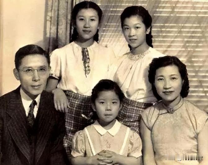 1979年，数学家苏步青问日本妻子来了中国43年想念家乡吗？夫人松本米子只是默默