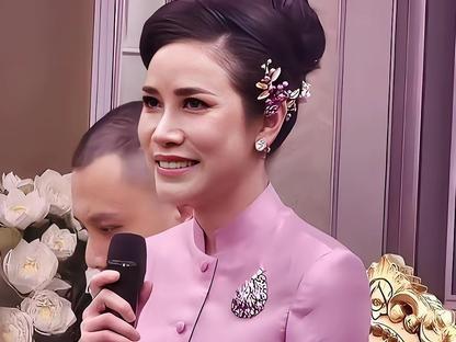 诗妮娜贵妃，应该会上演一场“熹妃回宫”吧！
为何？
因为现在的“小主”们，不管是