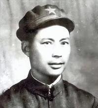 1952年7月，志愿军67军军长李湘脸上长了个小疖子，挤破后感染。
八天后，他全