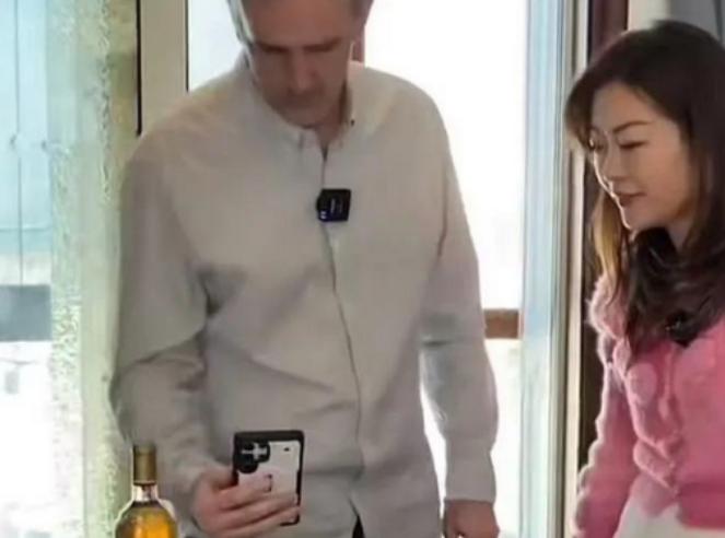 什么逻辑？不以为耻，反以为荣？嫁英国丈夫定居上海十五年，对方拒学中文拒吃中餐，刻